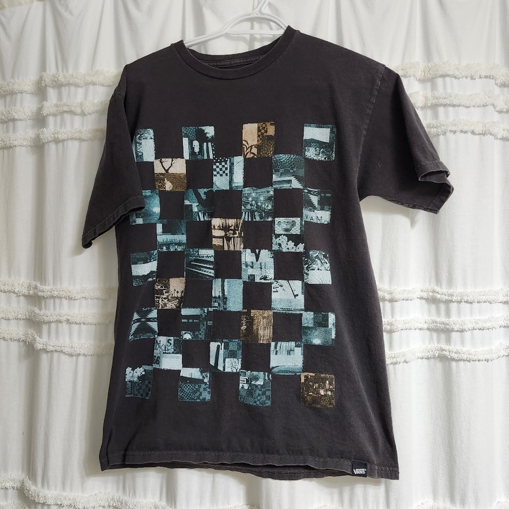 Van's Size medium. Firm On Price.